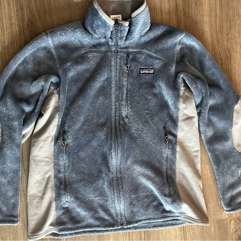 Patagonia Gray and Blue Fleece Jacket
